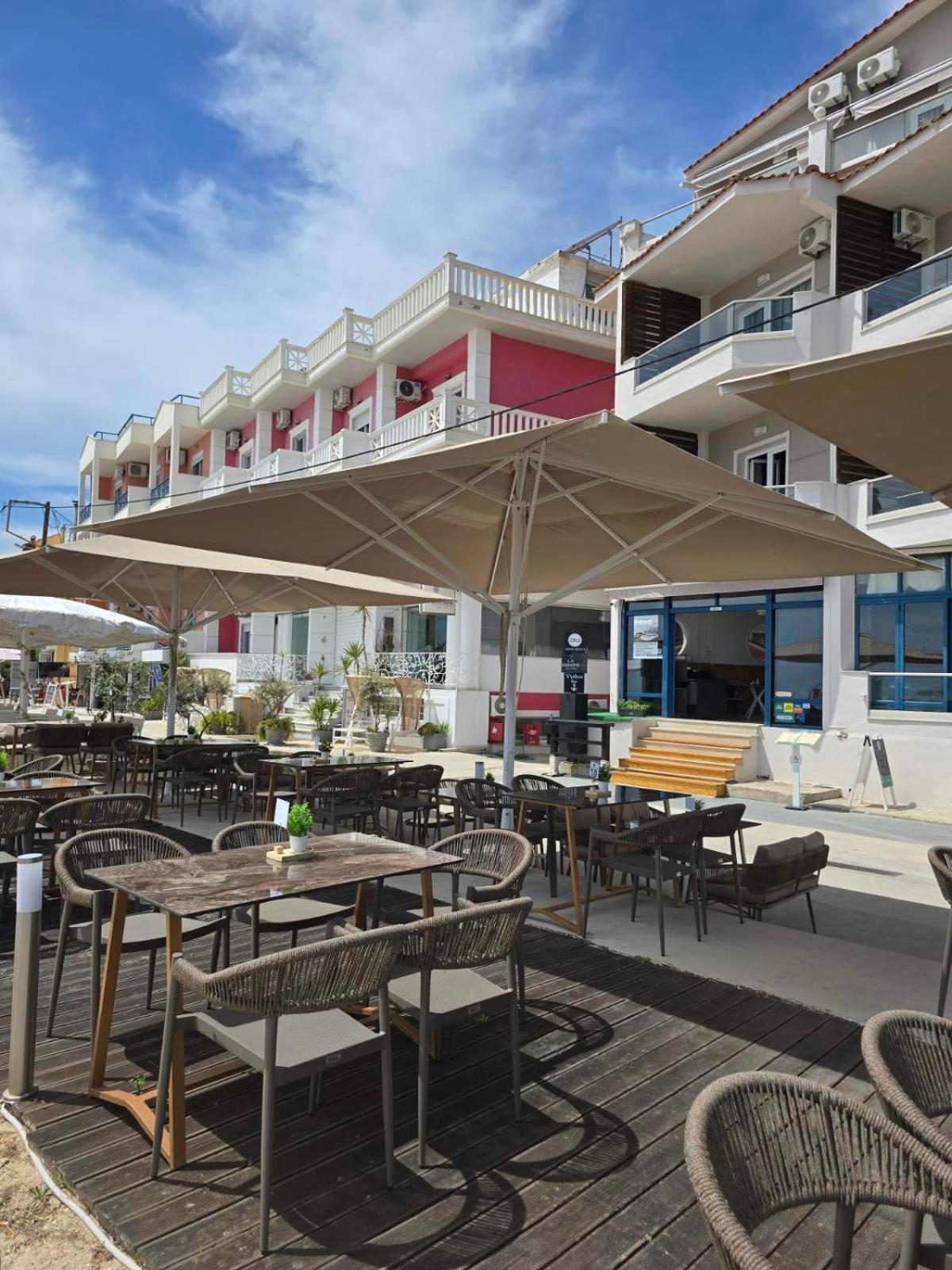 Anna Beach Suites Limenaria  Buitenkant foto