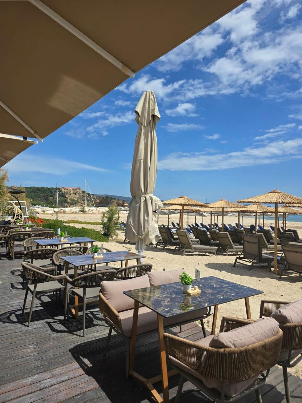 Anna Beach Suites Limenaria  Buitenkant foto